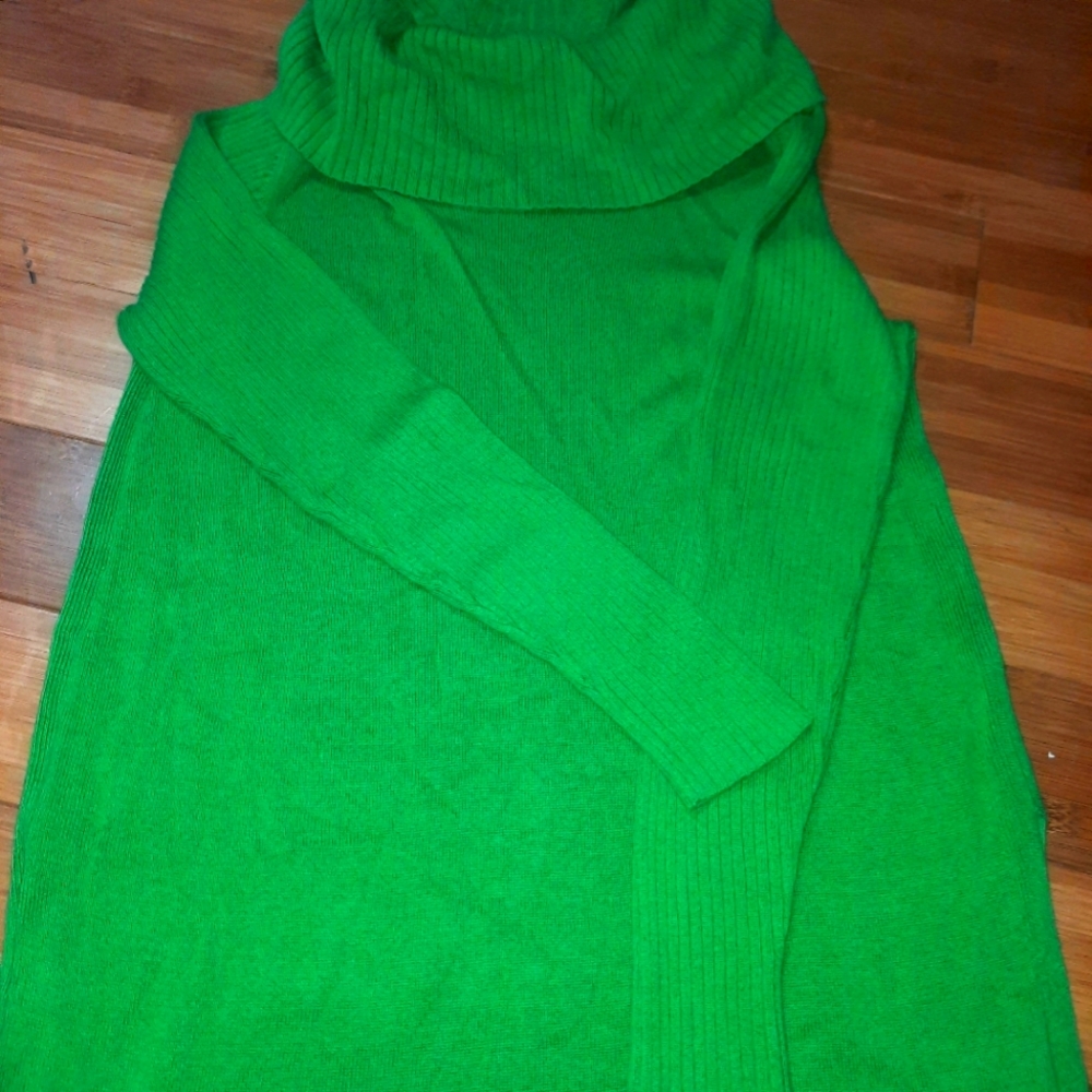 Crown & Ivy Cowl Neck Sweater (s)